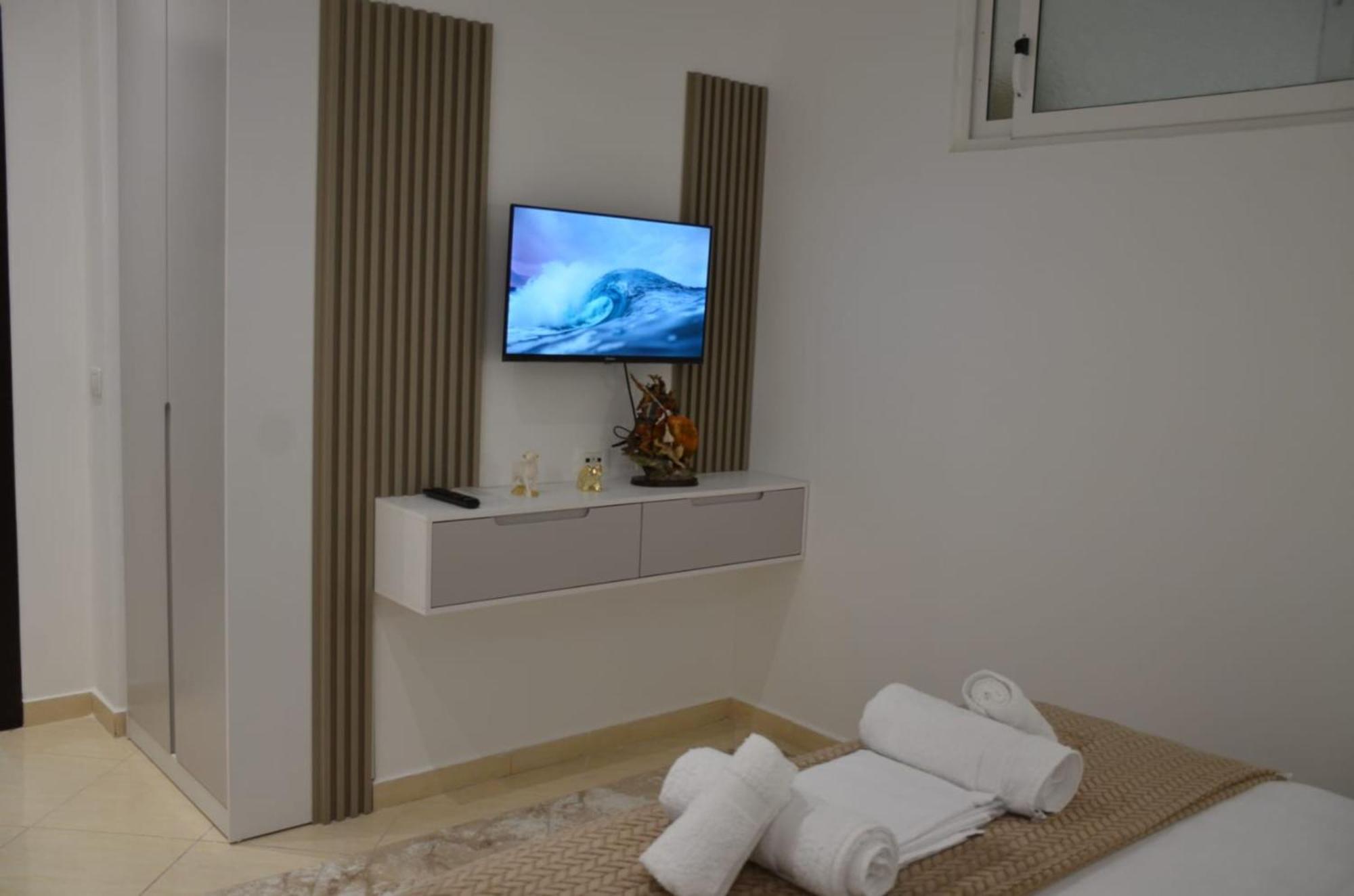 Mato Apartment จีโรคาสเตอร์ ภายนอก รูปภาพ